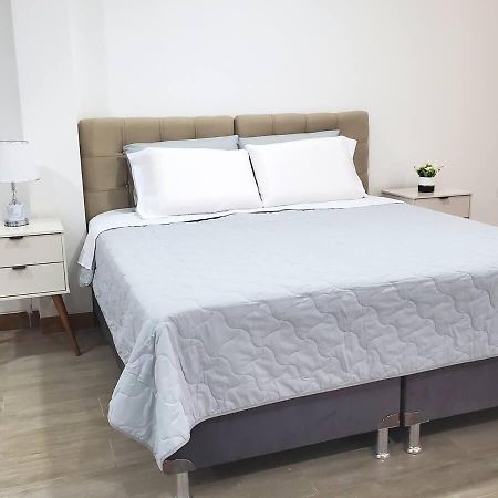 Genova Suites Spacious And Great Location Santa Cruz de La Sierra Exterior foto